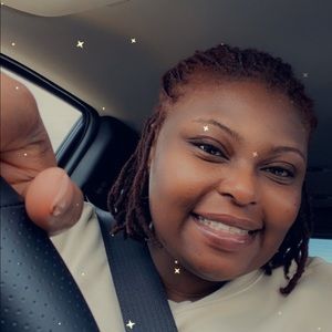 Meet your Posher, Felicia